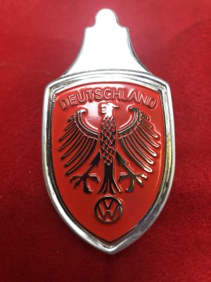 Hood Crest, Deutschland, Red and Silver W/Base